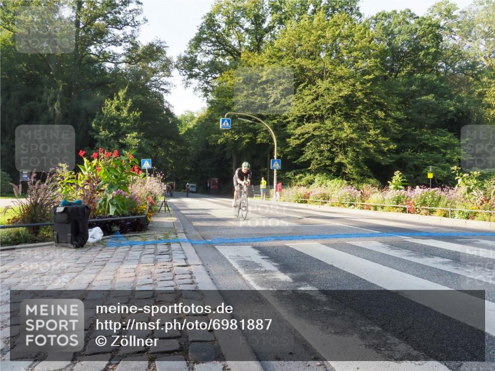 08.09.2024 - Stadtparktriathlon Zöllner http://msf.ph/oto/6981887 08.09.2024 09:14:27 Radfahren 6, 14, 22, 48, 51, 110, 158, 162, 166 meine-sportfotos.de