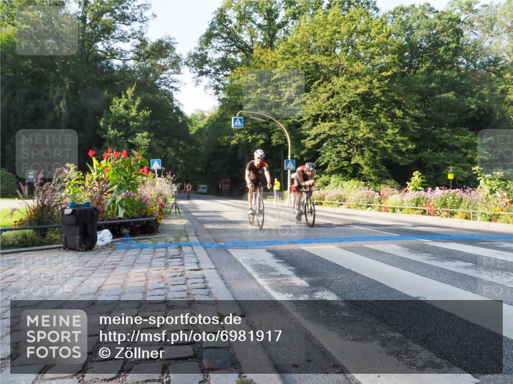 08.09.2024 - Stadtparktriathlon Zöllner http://msf.ph/oto/6981917 08.09.2024 09:14:31 Radfahren 6, 14, 22, 29, 48, 50, 110, 146 meine-sportfotos.de