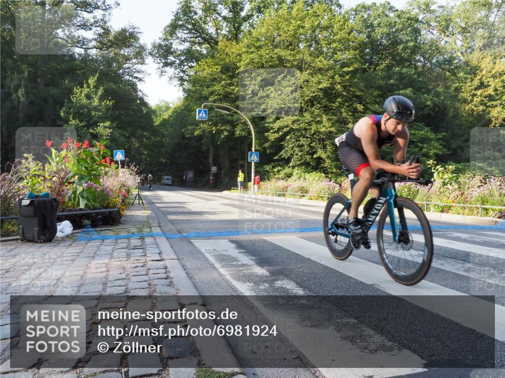 08.09.2024 - Stadtparktriathlon Zöllner http://msf.ph/oto/6981924 08.09.2024 09:14:35 Radfahren 14, 22, 29, 47, 50, 64, 110, 146 meine-sportfotos.de