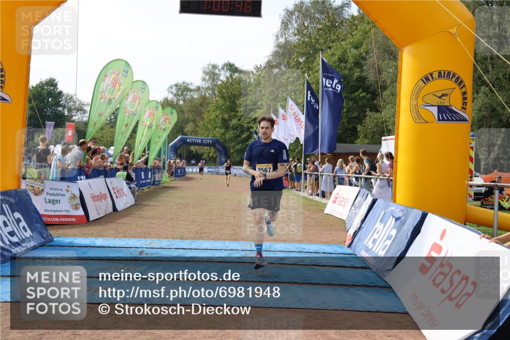 08.09.2024 - Airport Race Strokosch-Dieckow http://msf.ph/oto/6981948 08.09.2024 12:01:28 Ziel 2552, 2567 meine-sportfotos.de