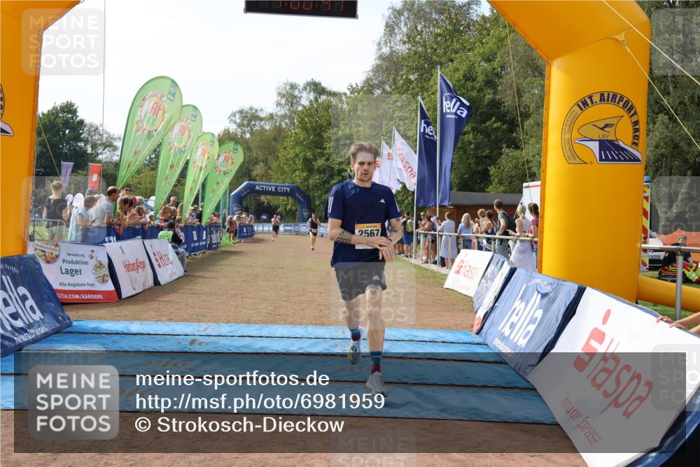 08.09.2024 - Airport Race Strokosch-Dieckow http://msf.ph/oto/6981959 08.09.2024 12:01:28 Ziel 2552, 2567 meine-sportfotos.de