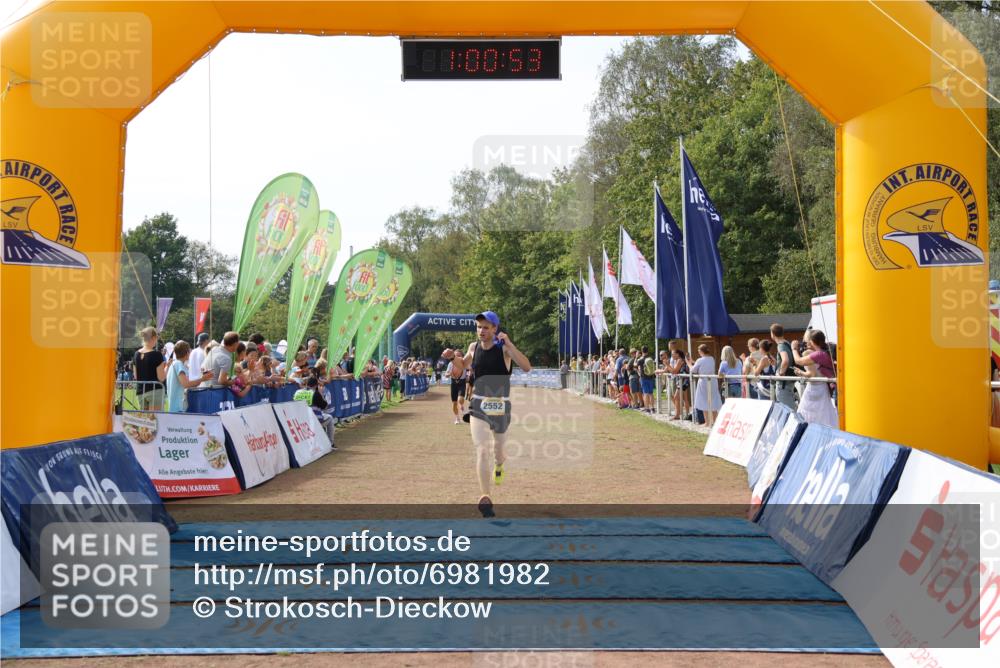 08.09.2024 - Airport Race Strokosch-Dieckow http://msf.ph/oto/6981982 08.09.2024 12:01:34 Ziel 2552, 2567, 2672 meine-sportfotos.de