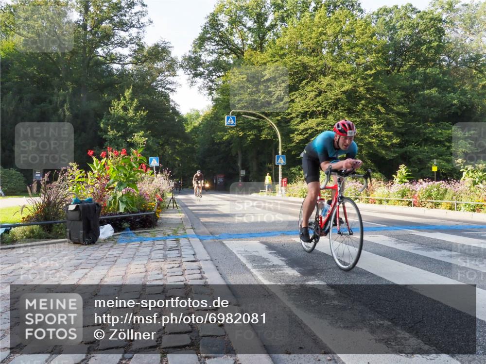 08.09.2024 - Stadtparktriathlon Zöllner http://msf.ph/oto/6982081 08.09.2024 09:15:28 Radfahren 25, 32, 72, 75, 99, 127, 179 meine-sportfotos.de