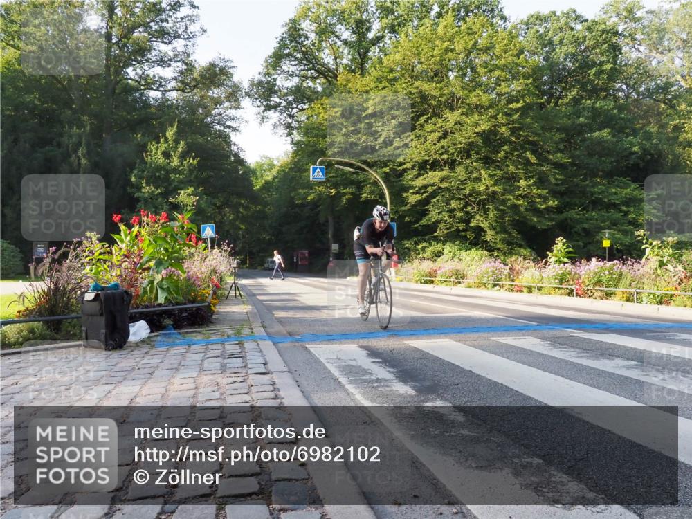 08.09.2024 - Stadtparktriathlon Zöllner http://msf.ph/oto/6982102 08.09.2024 09:15:36 Radfahren 25, 37, 72, 99, 109, 113, 179 meine-sportfotos.de