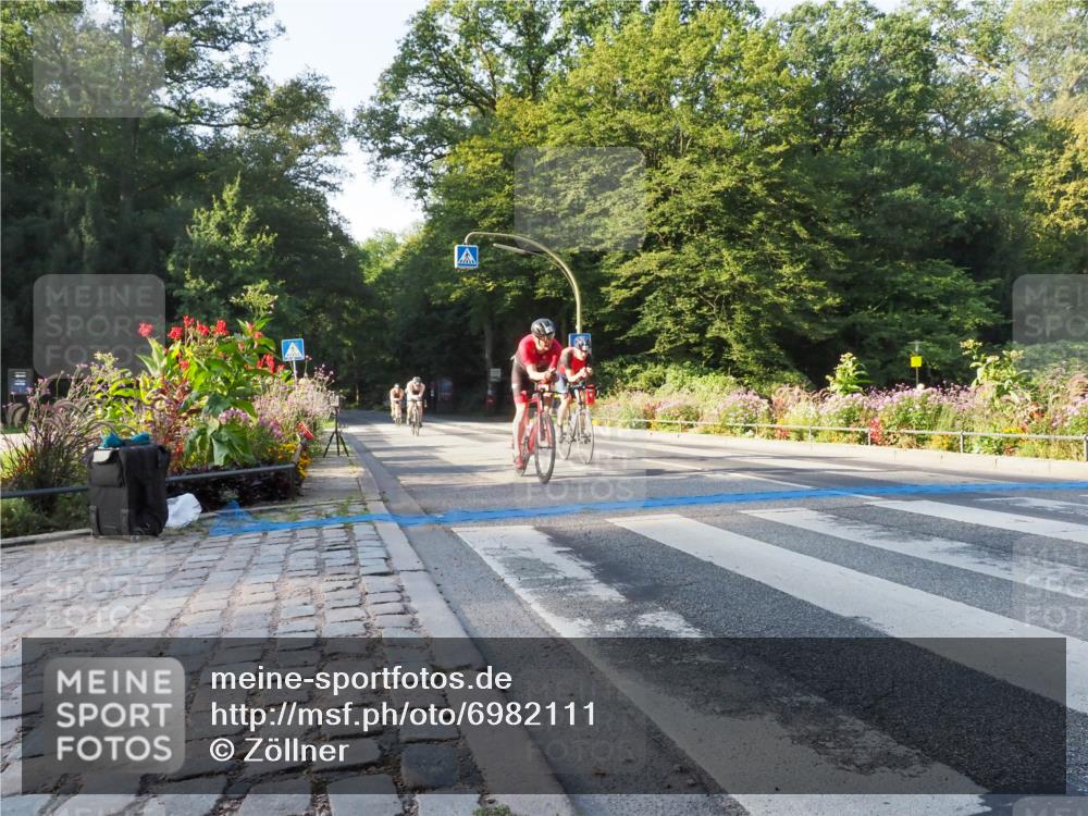 08.09.2024 - Stadtparktriathlon Zöllner http://msf.ph/oto/6982111 08.09.2024 09:15:45 Radfahren 26, 37, 90, 109, 113 meine-sportfotos.de