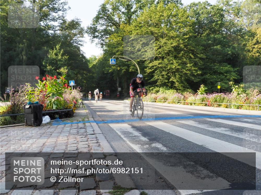 08.09.2024 - Stadtparktriathlon Zöllner http://msf.ph/oto/6982151 08.09.2024 09:16:22 Radfahren 20, 23, 83, 89, 108, 154 meine-sportfotos.de