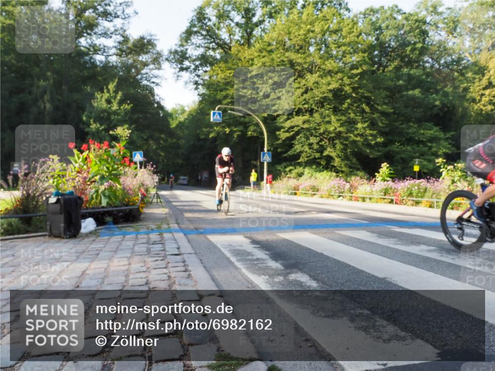 08.09.2024 - Stadtparktriathlon Zöllner http://msf.ph/oto/6982162 08.09.2024 09:16:24 Radfahren 20, 23, 71, 83, 89, 108, 154 meine-sportfotos.de
