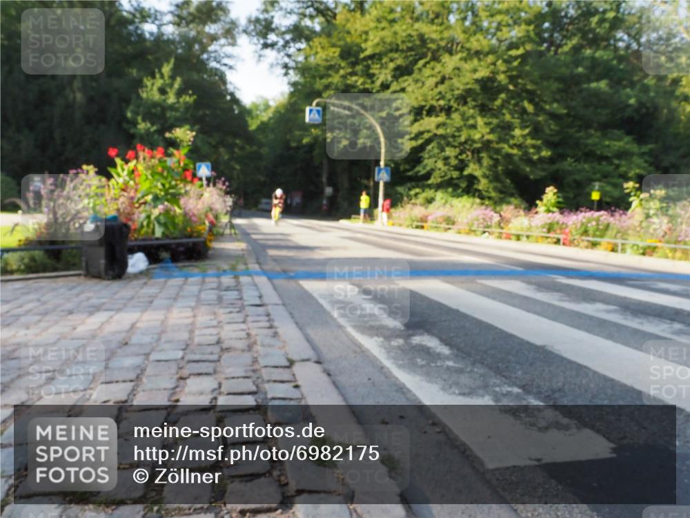 08.09.2024 - Stadtparktriathlon Zöllner http://msf.ph/oto/6982175 08.09.2024 09:16:30 Radfahren 20, 23, 41, 71, 94, 117, 169 meine-sportfotos.de