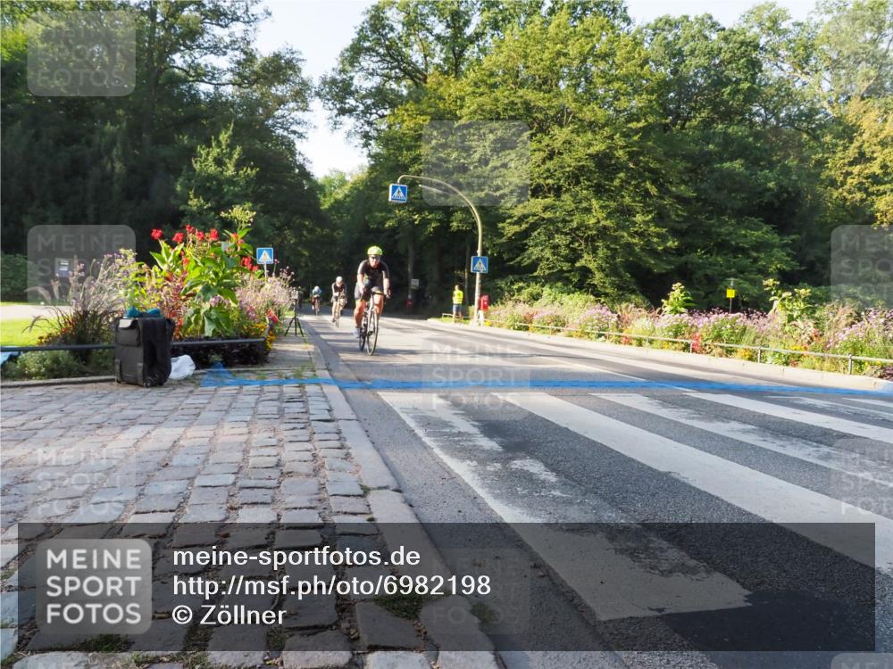 08.09.2024 - Stadtparktriathlon Zöllner http://msf.ph/oto/6982198 08.09.2024 09:16:38 Radfahren 41, 55, 71, 94, 98, 117, 125, 169 meine-sportfotos.de