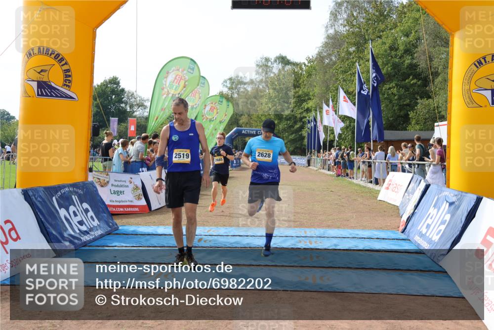 08.09.2024 - Airport Race Strokosch-Dieckow http://msf.ph/oto/6982202 08.09.2024 12:01:45 Ziel 2519, 2529, 2628, 2672, 2685 meine-sportfotos.de