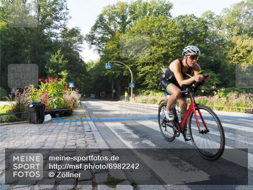 08.09.2024 - Stadtparktriathlon Zöllner http://msf.ph/oto/6982242 08.09.2024 09:17:01 Radfahren 57, 121, 133 meine-sportfotos.de