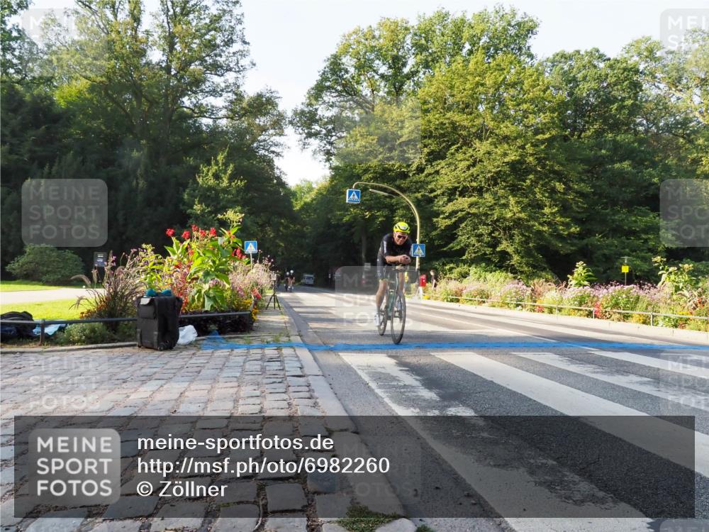 08.09.2024 - Stadtparktriathlon Zöllner http://msf.ph/oto/6982260 08.09.2024 09:17:20 Radfahren 27, 74, 85, 97, 116, 148, 174 meine-sportfotos.de