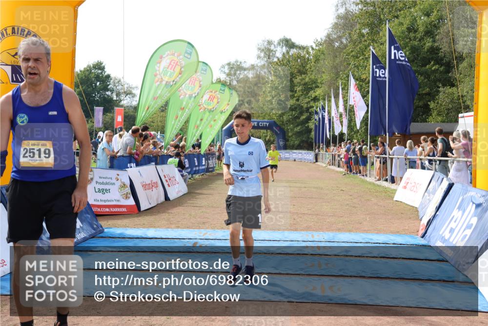 08.09.2024 - Airport Race Strokosch-Dieckow http://msf.ph/oto/6982306 08.09.2024 12:01:51 Ziel 2519, 2522, 2529, 2628, 2685 meine-sportfotos.de