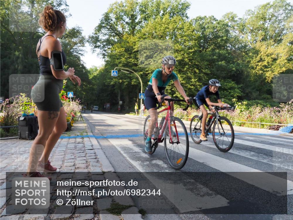 08.09.2024 - Stadtparktriathlon Zöllner http://msf.ph/oto/6982344 08.09.2024 09:18:16 Radfahren 60, 61, 100, 128, 140, 144 meine-sportfotos.de