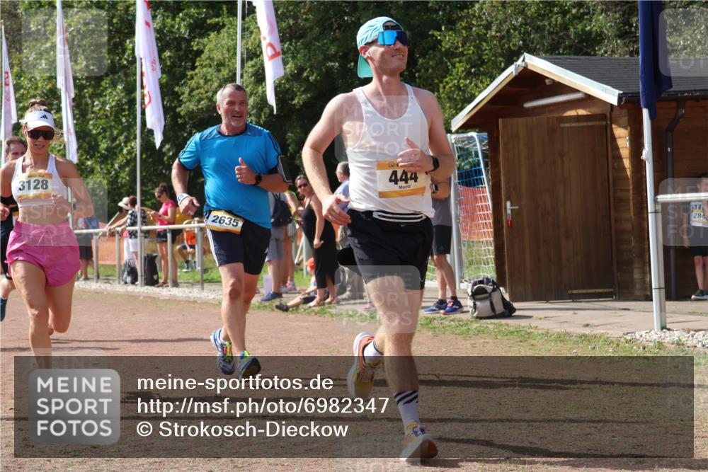 08.09.2024 - Airport Race Strokosch-Dieckow http://msf.ph/oto/6982347 08.09.2024 12:18:25 Ziel 444, 543, 2554, 2635, 2754, 2796, 2797, 3018, 3128 meine-sportfotos.de