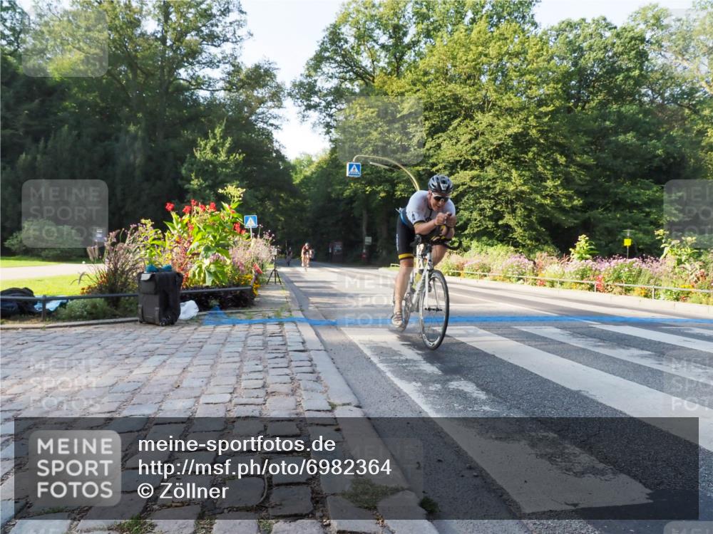 08.09.2024 - Stadtparktriathlon Zöllner http://msf.ph/oto/6982364 08.09.2024 09:18:20 Radfahren 60, 61, 124, 140, 144, 167 meine-sportfotos.de