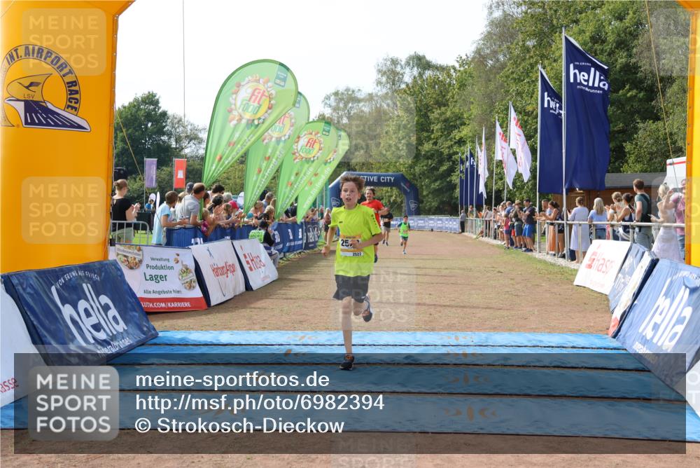 08.09.2024 - Airport Race Strokosch-Dieckow http://msf.ph/oto/6982394 08.09.2024 12:01:56 Ziel 2522, 2529, 2570, 2648, 2685 meine-sportfotos.de