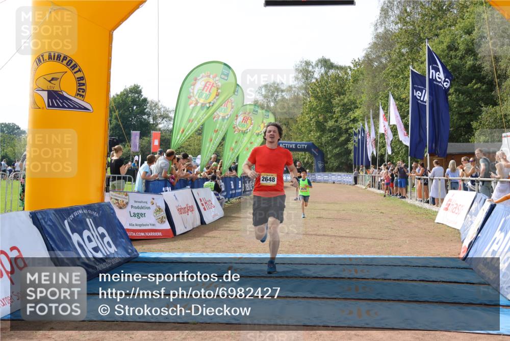 08.09.2024 - Airport Race Strokosch-Dieckow http://msf.ph/oto/6982427 08.09.2024 12:01:59 Ziel 2522, 2529, 2570, 2648, 2684 meine-sportfotos.de