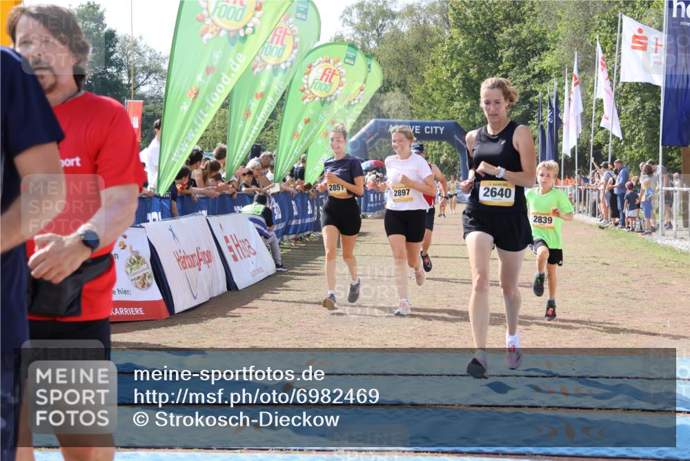 08.09.2024 - Airport Race Strokosch-Dieckow http://msf.ph/oto/6982469 08.09.2024 12:13:12 Ziel 50, 1012, 2504, 2592, 2640, 2668, 2839, 2851, 2869, 2897 meine-sportfotos.de