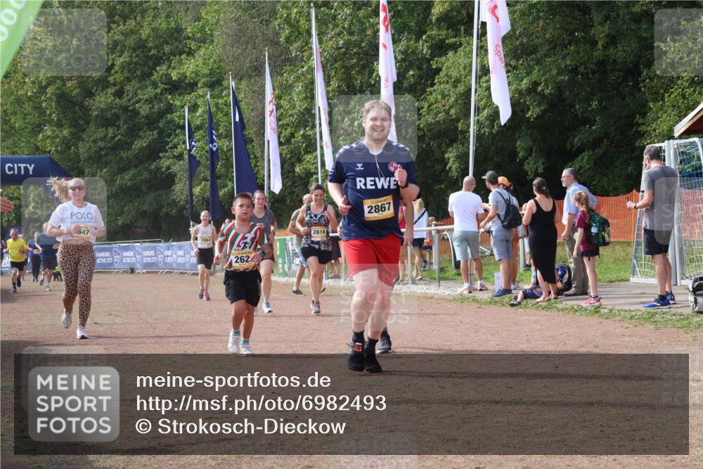 08.09.2024 - Airport Race Strokosch-Dieckow http://msf.ph/oto/6982493 08.09.2024 12:18:45 Ziel 237, 2621, 2622, 2647, 2727, 2816, 2837, 2864, 2867 meine-sportfotos.de