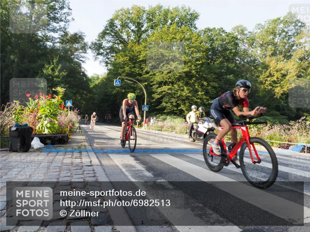 08.09.2024 - Stadtparktriathlon Zöllner http://msf.ph/oto/6982513 08.09.2024 09:20:15 Radfahren 65, 111, 134, 150, 155, 163, 176 meine-sportfotos.de