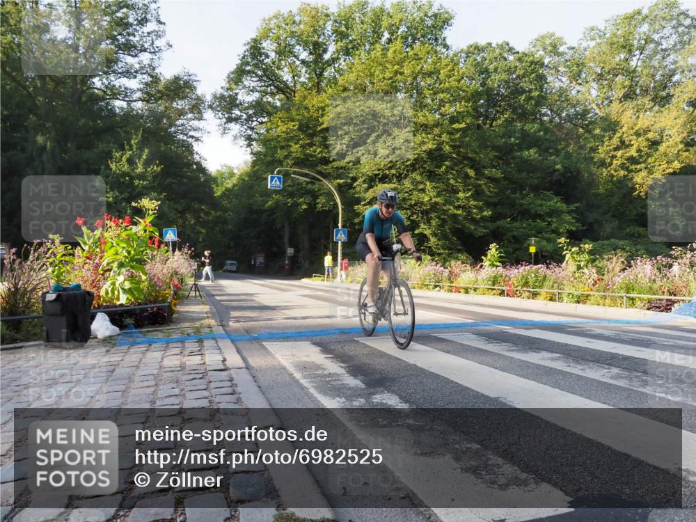 08.09.2024 - Stadtparktriathlon Zöllner http://msf.ph/oto/6982525 08.09.2024 09:20:27 Radfahren 165, 180 meine-sportfotos.de