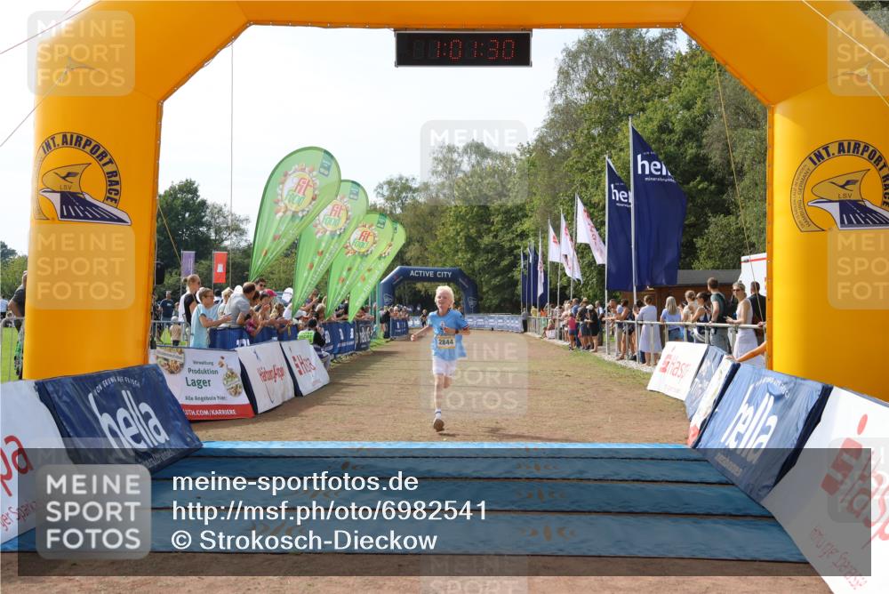 08.09.2024 - Airport Race Strokosch-Dieckow http://msf.ph/oto/6982541 08.09.2024 12:02:11 Ziel 585, 2570, 2684, 2844 meine-sportfotos.de