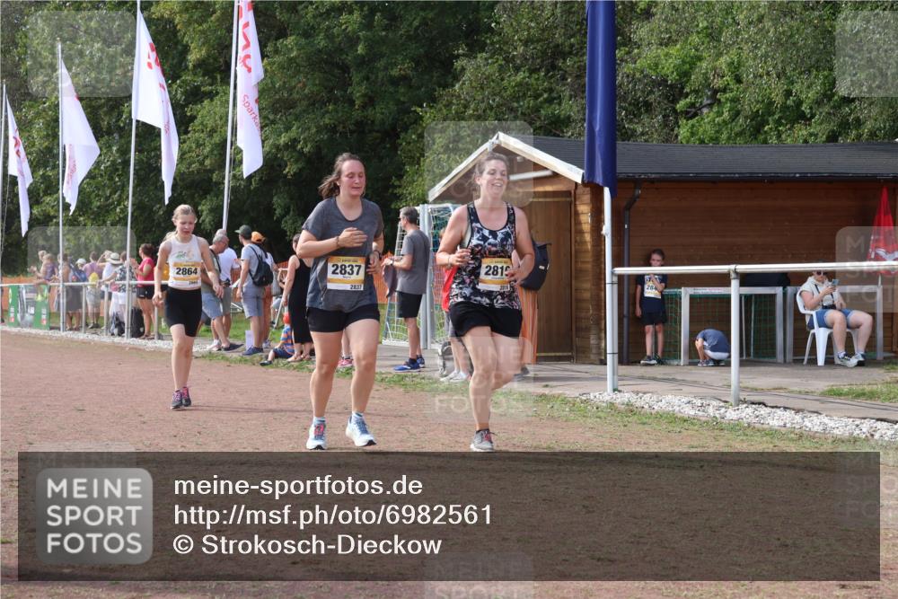 08.09.2024 - Airport Race Strokosch-Dieckow http://msf.ph/oto/6982561 08.09.2024 12:18:50 Ziel 48, 237, 2622, 2647, 2727, 2816, 2837, 2864, 2867 meine-sportfotos.de