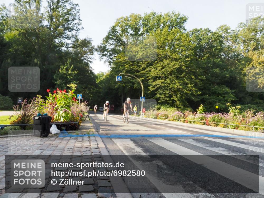 08.09.2024 - Stadtparktriathlon Zöllner http://msf.ph/oto/6982580 08.09.2024 09:21:12 Radfahren 3, 14, 52, 162, 166, 168 meine-sportfotos.de