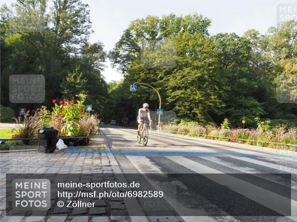 08.09.2024 - Stadtparktriathlon Zöllner http://msf.ph/oto/6982589 08.09.2024 09:21:15 Radfahren 3, 14, 52, 162, 166, 168 meine-sportfotos.de