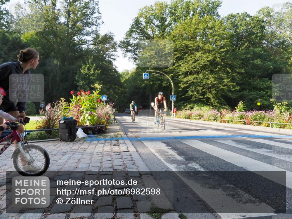 08.09.2024 - Stadtparktriathlon Zöllner http://msf.ph/oto/6982598 08.09.2024 09:21:26 Radfahren 64, 113, 127, 143, 146, 162 meine-sportfotos.de
