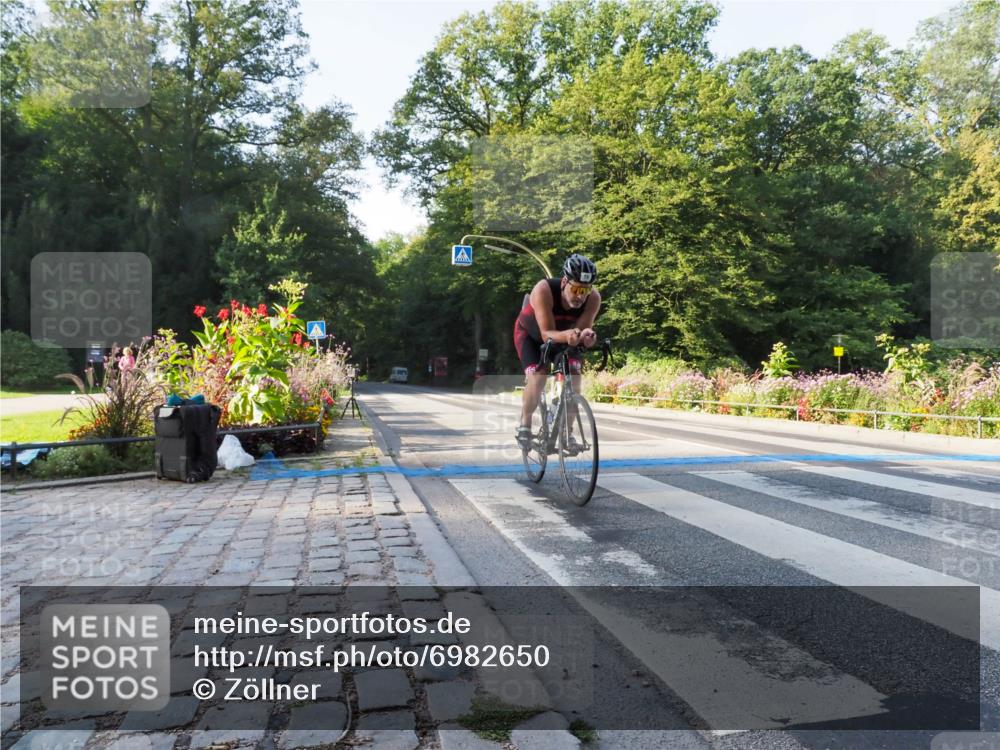 08.09.2024 - Stadtparktriathlon Zöllner http://msf.ph/oto/6982650 08.09.2024 09:21:53 Radfahren 16 meine-sportfotos.de