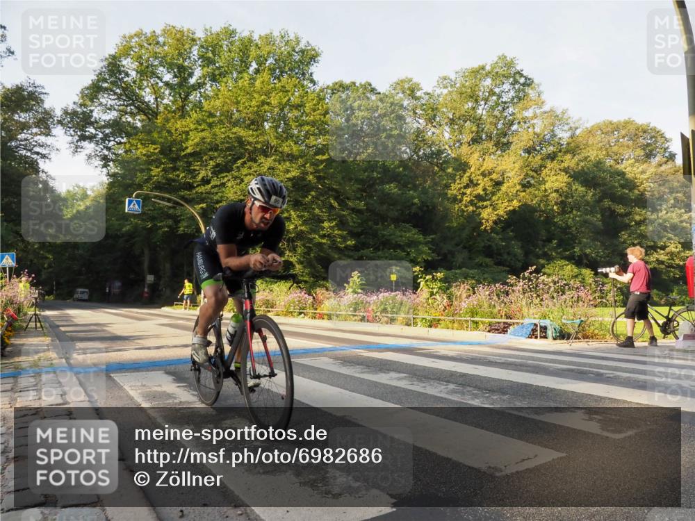 08.09.2024 - Stadtparktriathlon Zöllner http://msf.ph/oto/6982686 08.09.2024 09:22:30 Radfahren 90, 160 meine-sportfotos.de
