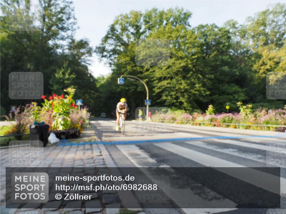 08.09.2024 - Stadtparktriathlon Zöllner http://msf.ph/oto/6982688 08.09.2024 09:22:38 Radfahren 160 meine-sportfotos.de