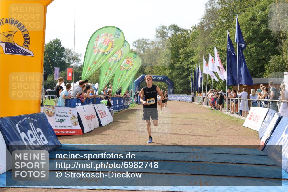08.09.2024 - Airport Race Strokosch-Dieckow http://msf.ph/oto/6982748 08.09.2024 12:02:31 Ziel 2508, 2650, 2669, 3076 meine-sportfotos.de