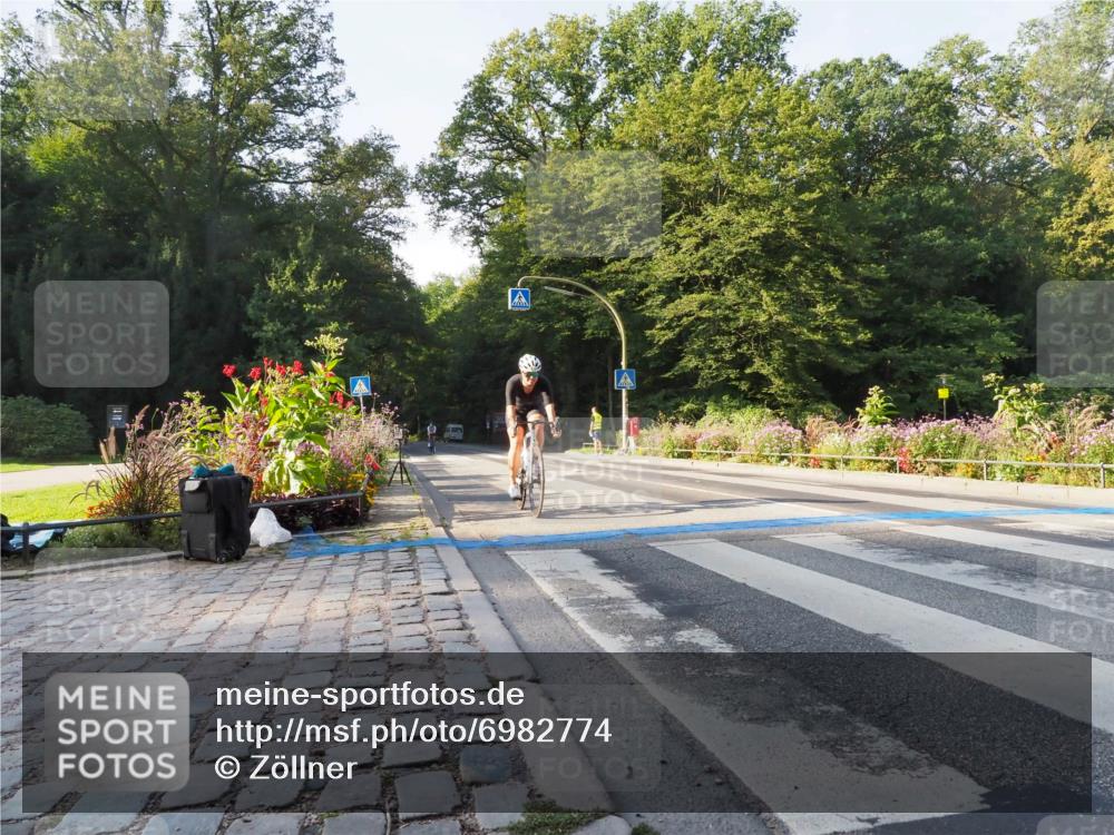 08.09.2024 - Stadtparktriathlon Zöllner http://msf.ph/oto/6982774 08.09.2024 09:24:05 Radfahren 97, 153, 174 meine-sportfotos.de