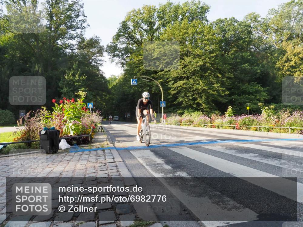 08.09.2024 - Stadtparktriathlon Zöllner http://msf.ph/oto/6982776 08.09.2024 09:24:05 Radfahren 97, 153, 174 meine-sportfotos.de