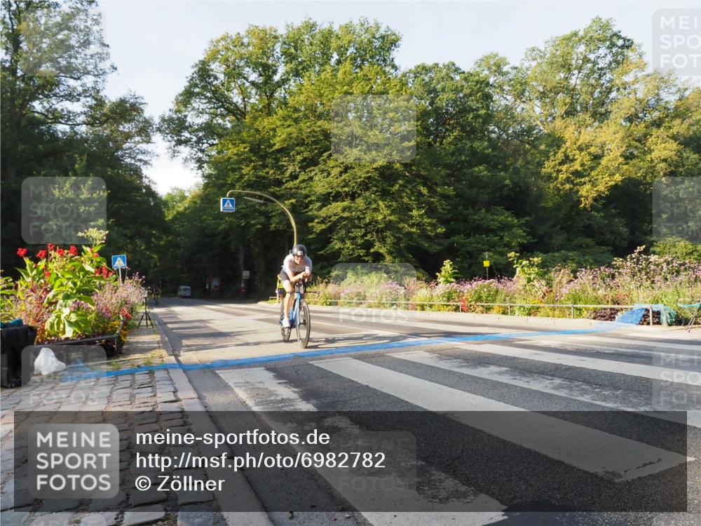 08.09.2024 - Stadtparktriathlon Zöllner http://msf.ph/oto/6982782 08.09.2024 09:24:08 Radfahren 97, 153, 174 meine-sportfotos.de