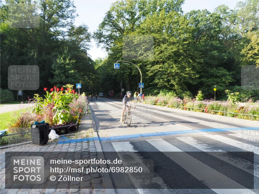 08.09.2024 - Stadtparktriathlon Zöllner http://msf.ph/oto/6982850 08.09.2024 09:25:37 Radfahren 122, 128, 148 meine-sportfotos.de