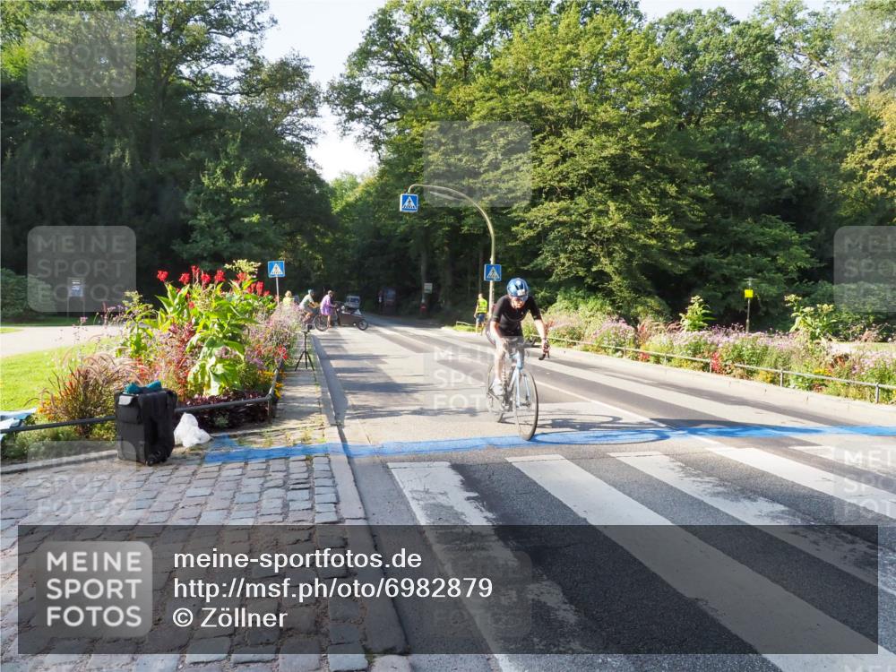 08.09.2024 - Stadtparktriathlon Zöllner http://msf.ph/oto/6982879 08.09.2024 09:26:11 Radfahren 156, 173 meine-sportfotos.de