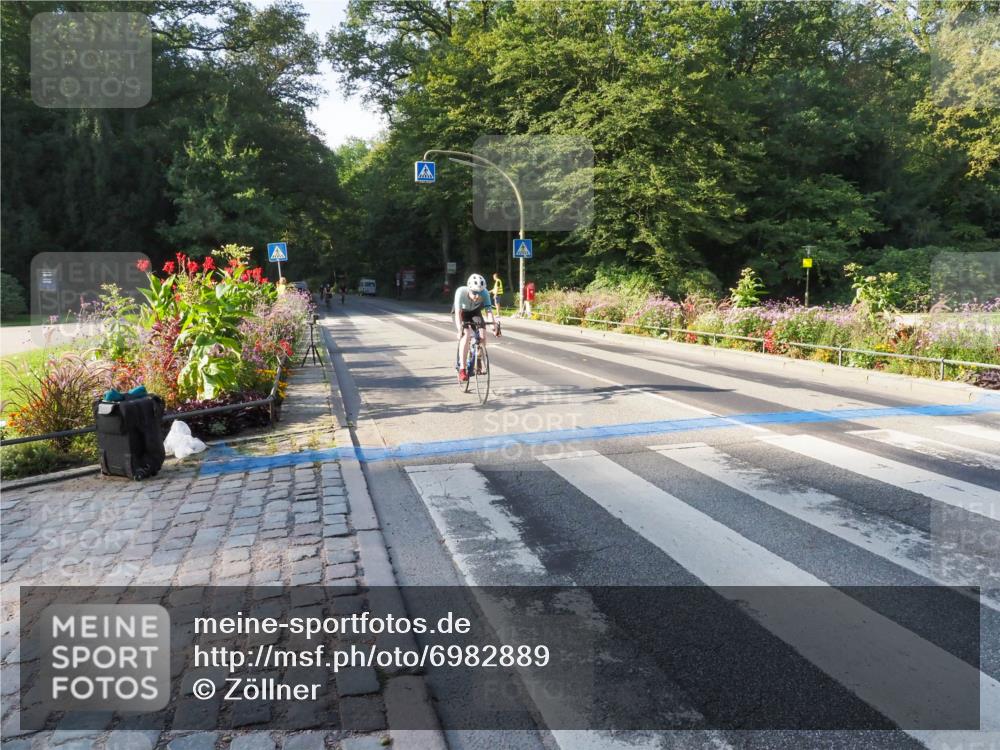 08.09.2024 - Stadtparktriathlon Zöllner http://msf.ph/oto/6982889 08.09.2024 09:26:27 Radfahren 126, 132, 138, 155, 157, 159, 171, 175 meine-sportfotos.de