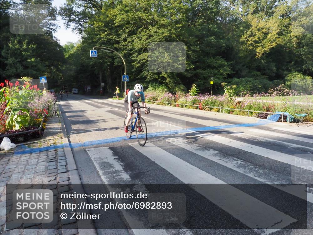 08.09.2024 - Stadtparktriathlon Zöllner http://msf.ph/oto/6982893 08.09.2024 09:26:28 Radfahren 126, 138, 155, 157, 159, 171, 175 meine-sportfotos.de