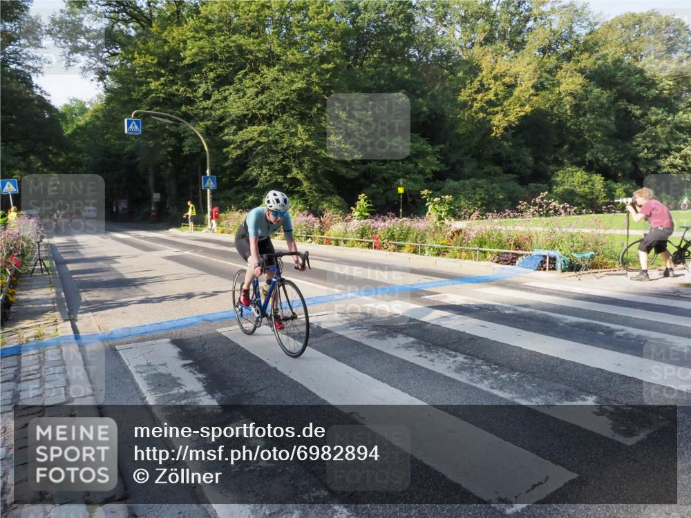08.09.2024 - Stadtparktriathlon Zöllner http://msf.ph/oto/6982894 08.09.2024 09:26:28 Radfahren 126, 138, 155, 157, 159, 171, 175 meine-sportfotos.de