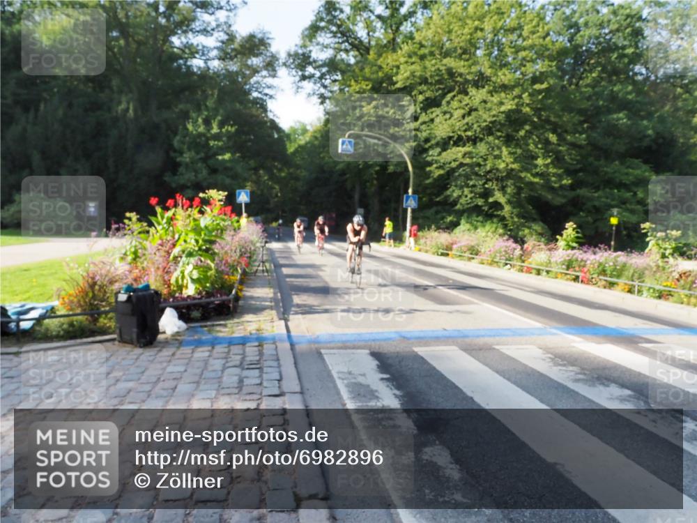 08.09.2024 - Stadtparktriathlon Zöllner http://msf.ph/oto/6982896 08.09.2024 09:26:31 Radfahren 126, 155, 159, 171, 175, 176 meine-sportfotos.de