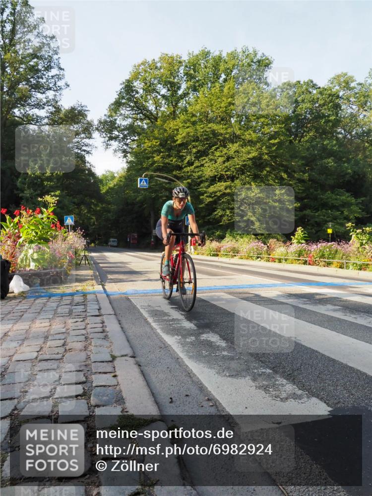 08.09.2024 - Stadtparktriathlon Zöllner http://msf.ph/oto/6982924 08.09.2024 09:26:50 Radfahren 100, 104, 111, 120 meine-sportfotos.de
