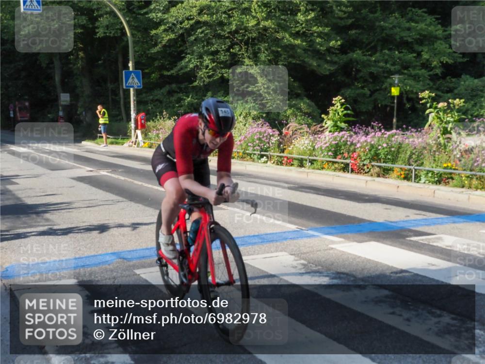 08.09.2024 - Stadtparktriathlon Zöllner http://msf.ph/oto/6982978 08.09.2024 09:27:26 Radfahren 113, 145 meine-sportfotos.de