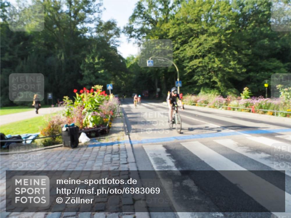 08.09.2024 - Stadtparktriathlon Zöllner http://msf.ph/oto/6983069 08.09.2024 09:28:10 Radfahren 107, 152, 154, 161, 163, 166, 168 meine-sportfotos.de