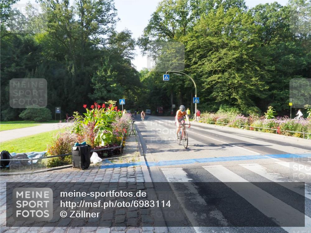 08.09.2024 - Stadtparktriathlon Zöllner http://msf.ph/oto/6983114 08.09.2024 09:28:38 Radfahren 52, 103, 143, 146 meine-sportfotos.de