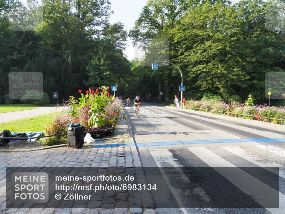 08.09.2024 - Stadtparktriathlon Zöllner http://msf.ph/oto/6983134 08.09.2024 09:29:09 Radfahren 90, 99, 121 meine-sportfotos.de