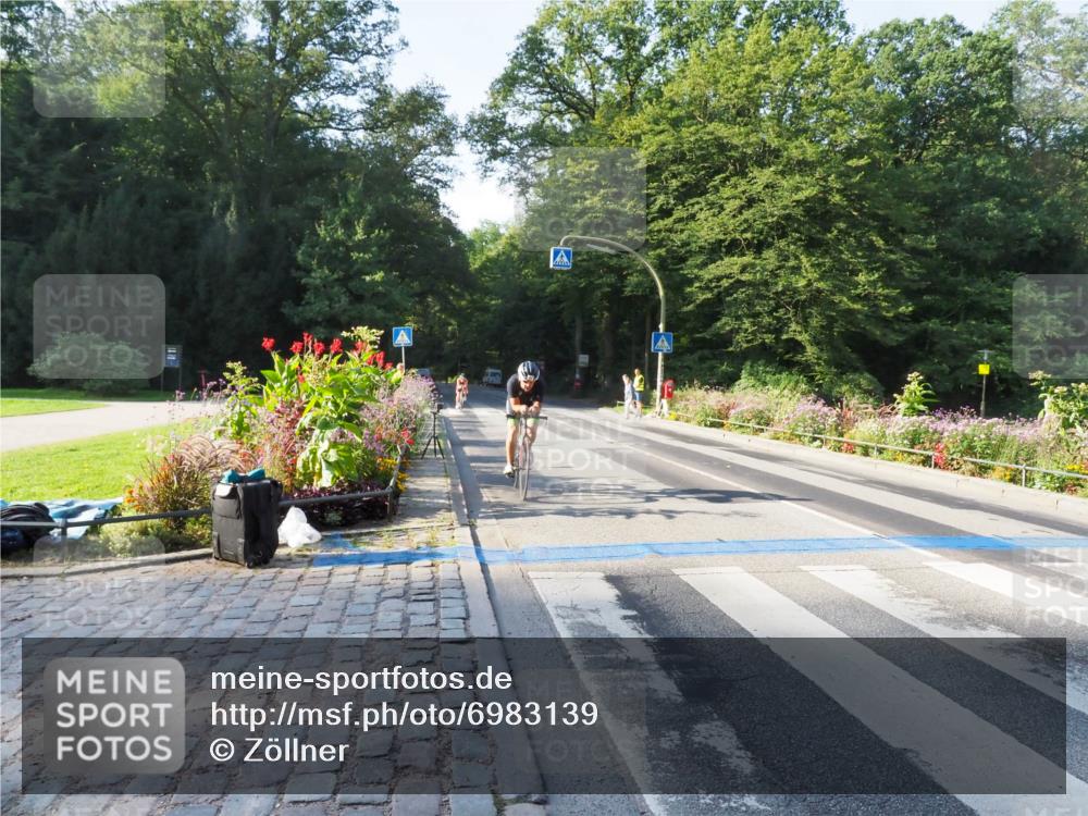 08.09.2024 - Stadtparktriathlon Zöllner http://msf.ph/oto/6983139 08.09.2024 09:29:09 Radfahren 90, 99, 121 meine-sportfotos.de